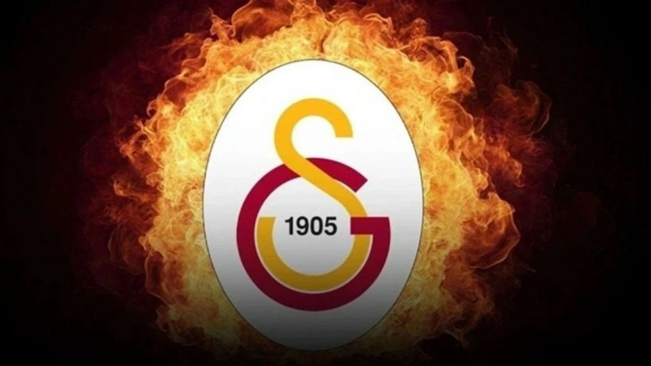 Galatasaray yeni transferini resmen acikladi imzayi atti pzTZfxvJ